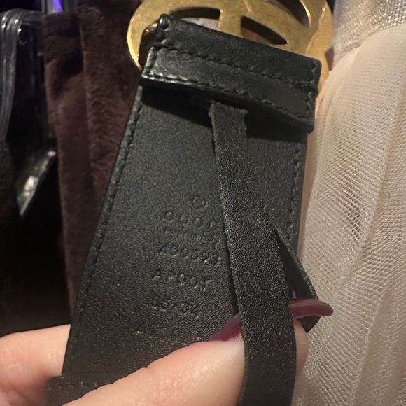 Gucci Black Leather GG Marmont Belt with Gold Buckle - Picture 8 of 10